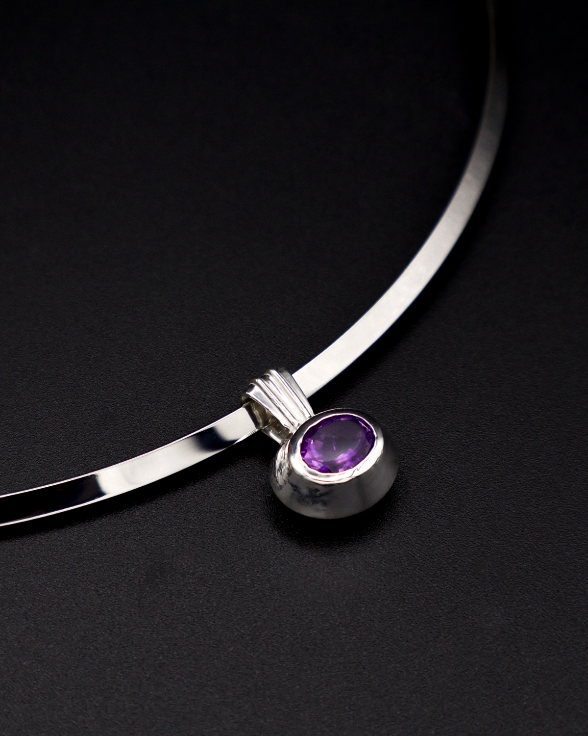 THE ONLY PENDANT - AMETHYST