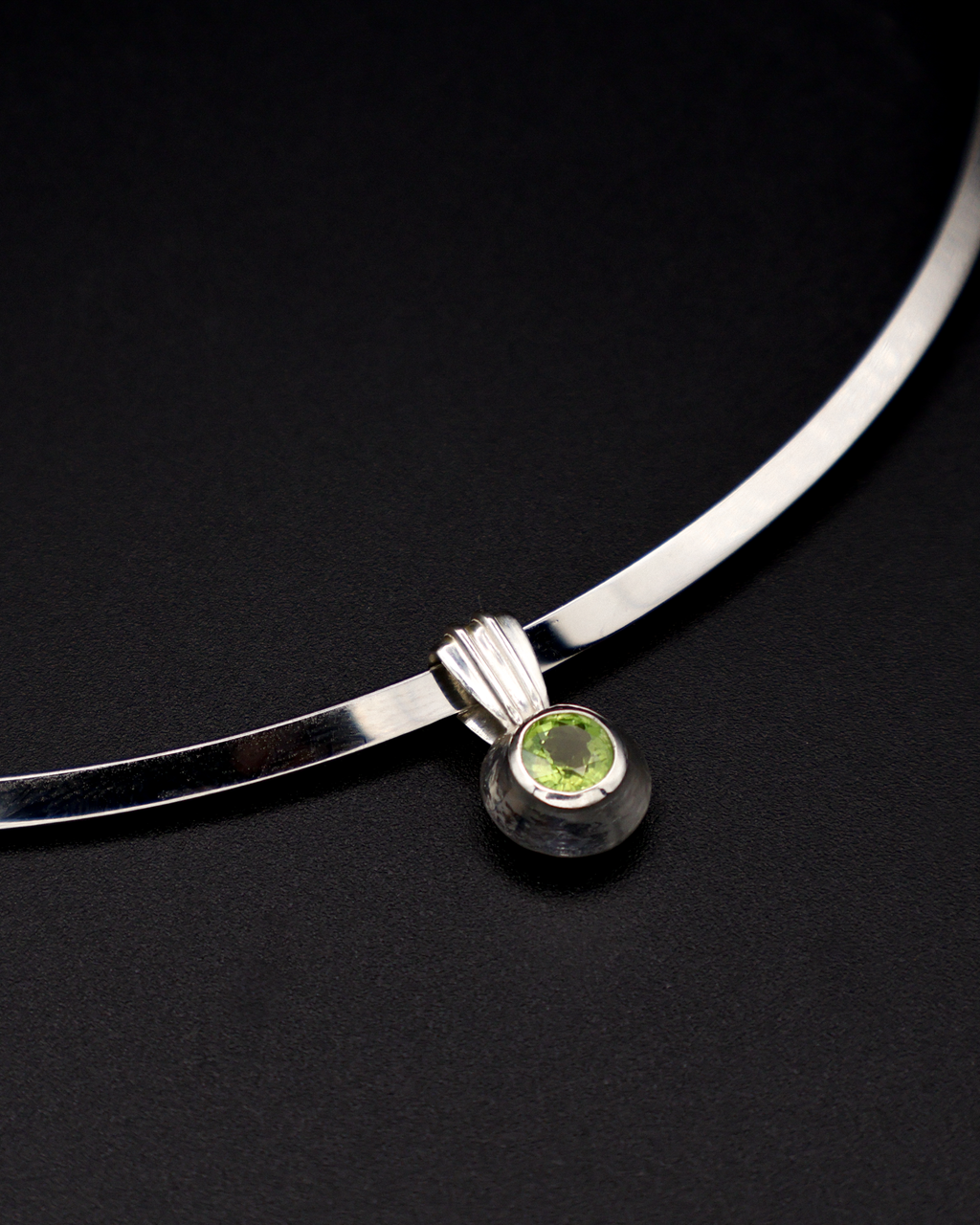 THE ONLY PENDANT - TOURMALINE