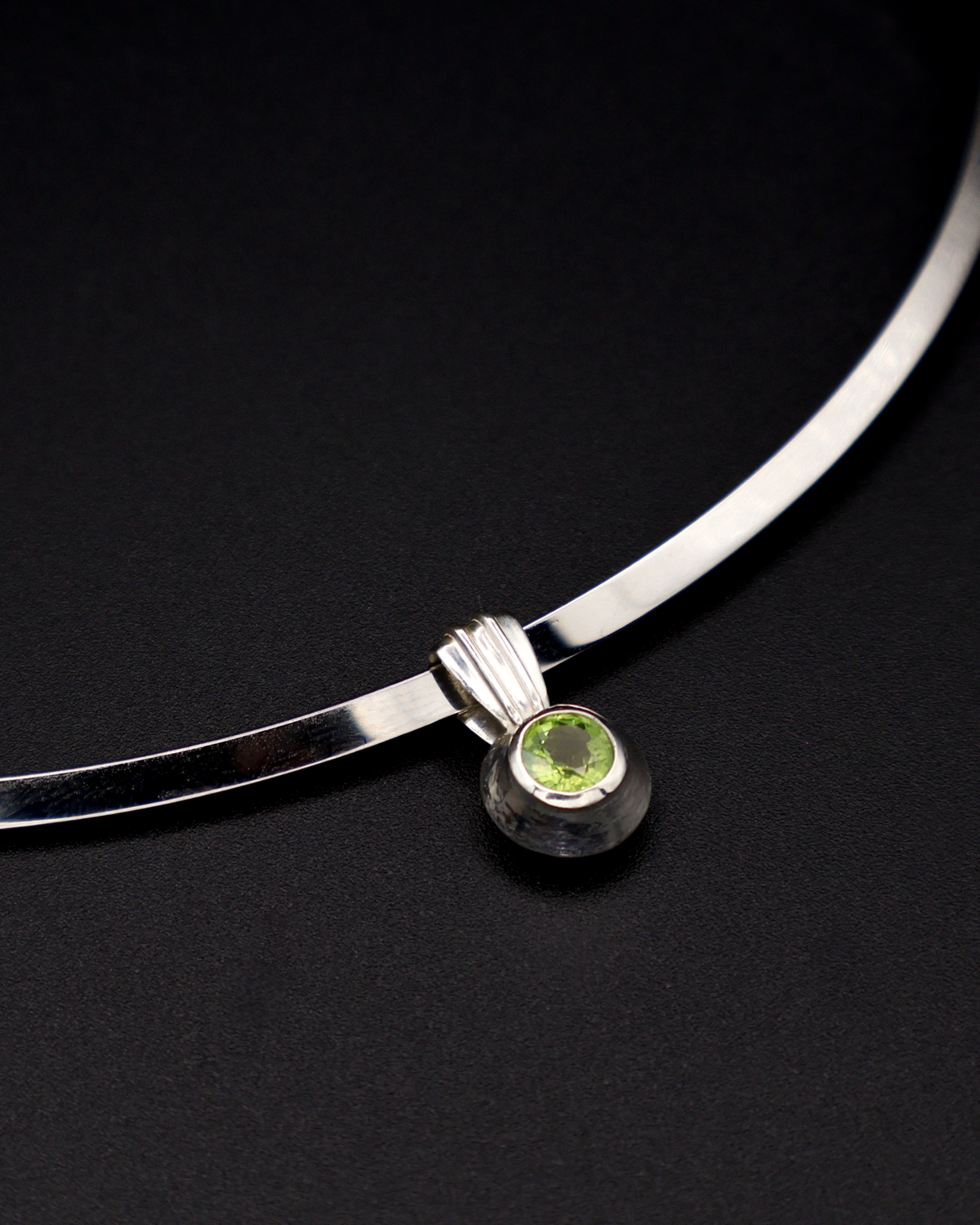 THE ONLY PENDANT - TOURMALINE