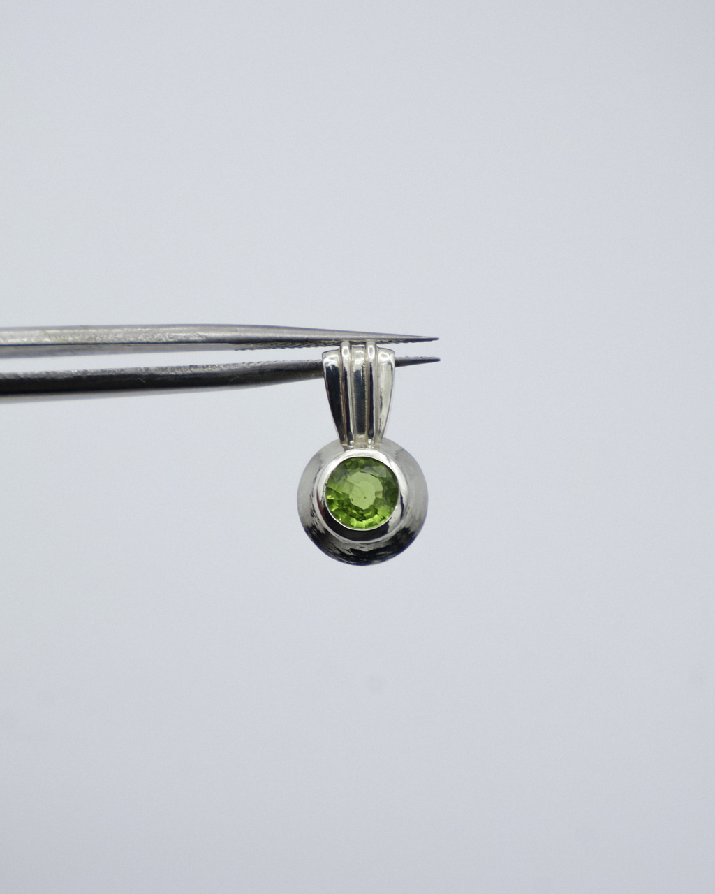 THE ONLY PENDANT - TOURMALINE