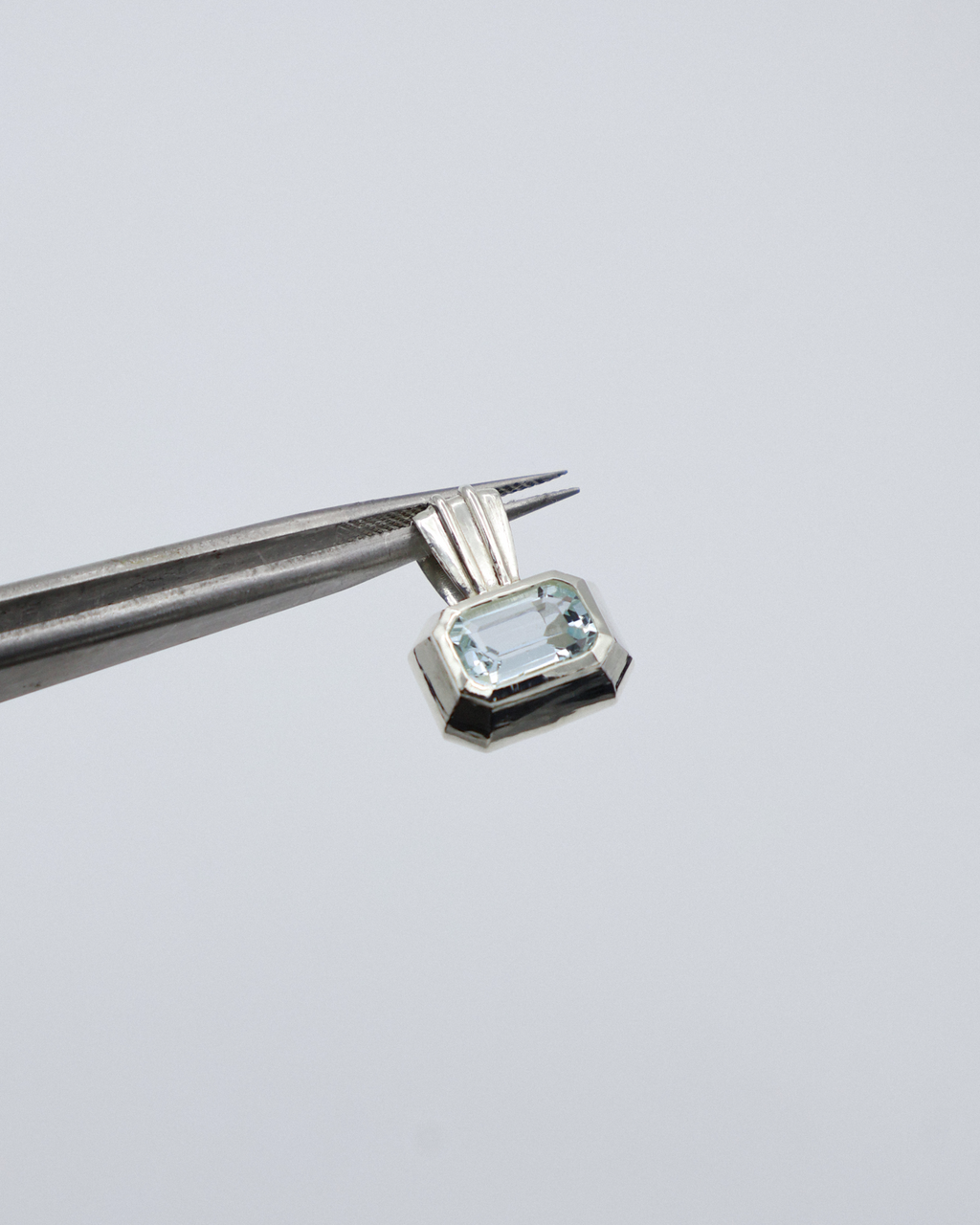 THE ONLY PENDANT - AQUAMARINE