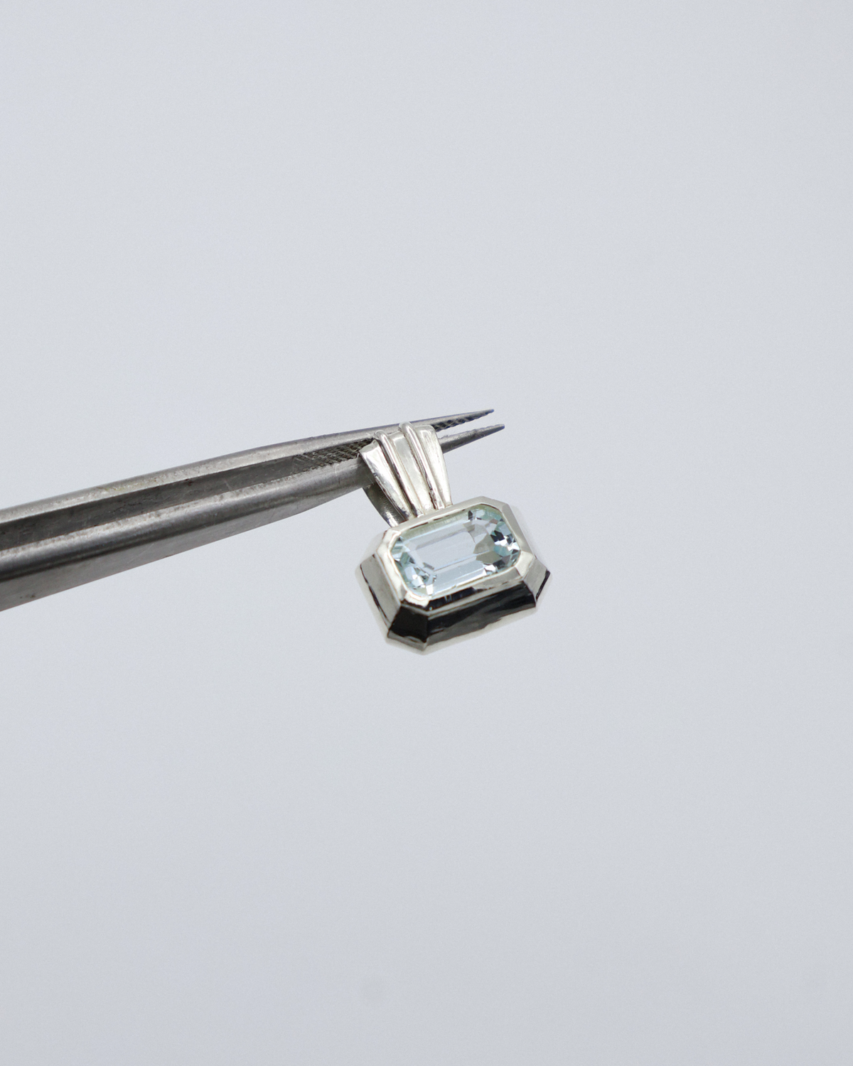 THE ONLY PENDANT - AQUAMARINE